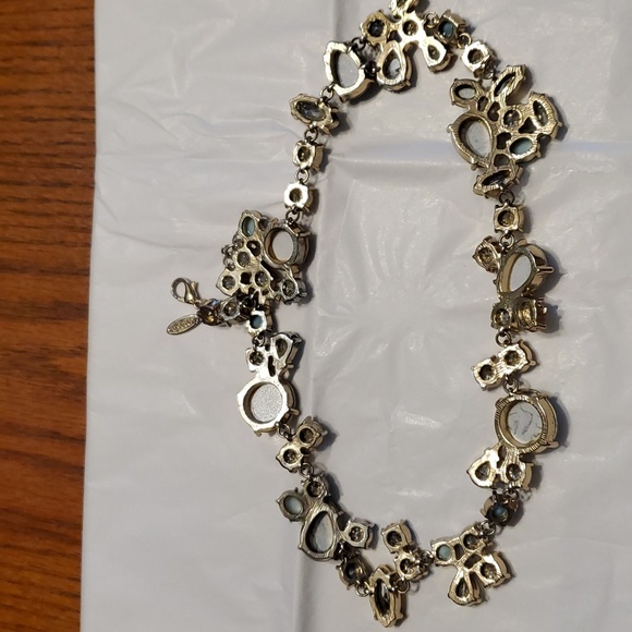 Multi-stone necklace by designer Natasha. Never worn. 17 in long with claw clasp - Picture 3 of 3